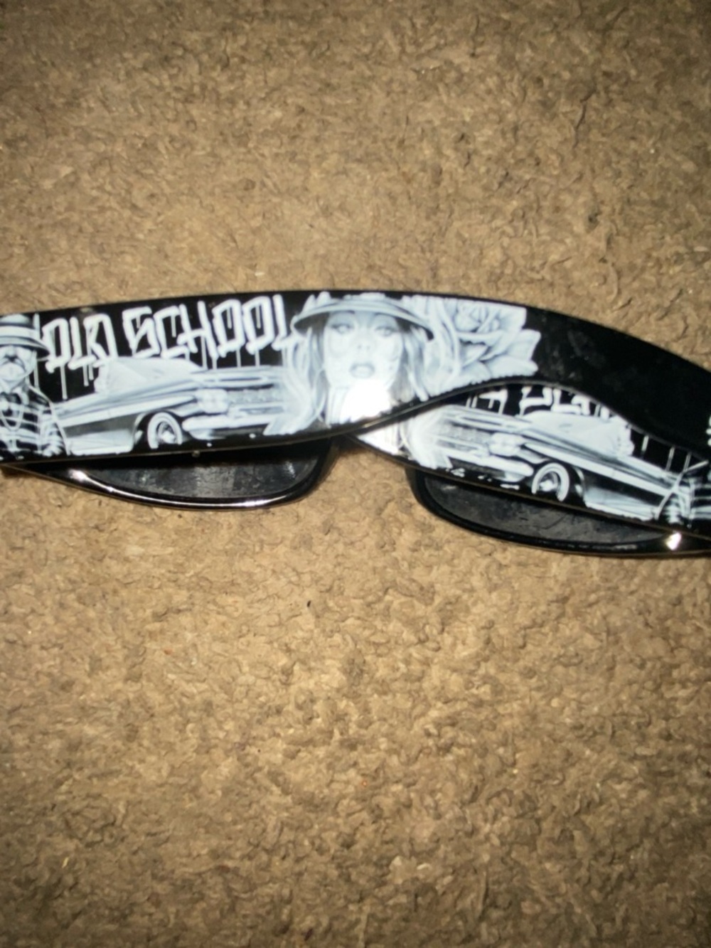 Black 'Old School' Graphic Men's Sunglasses